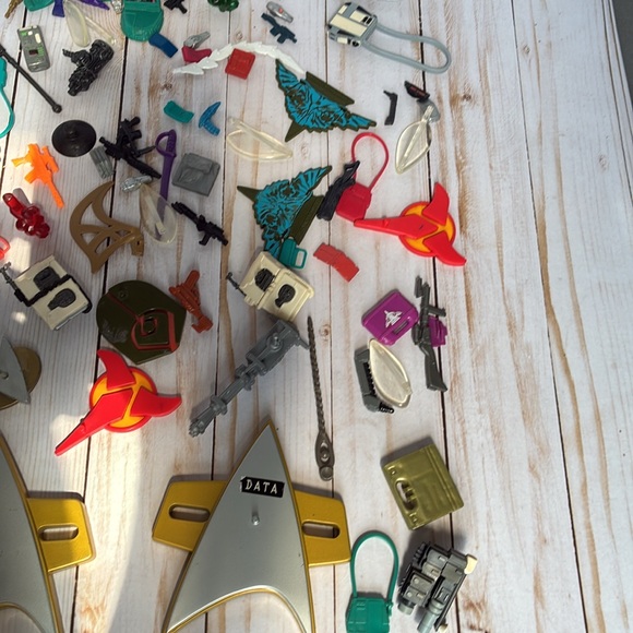 STAR TREK Lot 100+ Action Figures/Accessories Vintage Stands Aliens Q + more!!!! - Picture 16 of 16